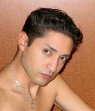 kevin chico acompañante joven discreto sensual adicto al sexo