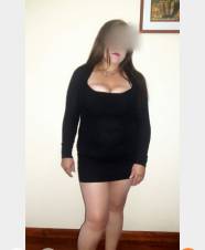 Señora bonita de casa