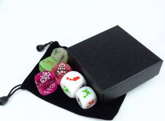 Yayo® novedad Sex juego de dados para adultos parejas amantes, varias posiciones sexuales, Foreplay opciones, empaquetado caja para hacer el regalo perfecto de Navidad o upscale juguete.. Envíos a Mad