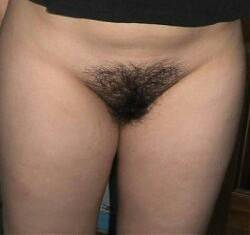 JUGUETEO TUS HUEVOS CON MIS NALGAS