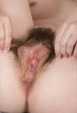 DEJAME MESER MIS NALGAS RICO EN TUS HUEVOS