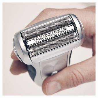 Braun Series 7 7898 cc - Afeitadora eléctrica para hombre de lámina, en húmedo y seco, máquina de afeitar barba con estación de limpieza Clean&Charge, plata. Envíos a Burgos