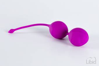 Bolas Chinas Suelo Pélvico Mujer de Silicona Médica, Bolas Kegel Color Fucsia Ultrasedosas Que Incluyen Un Sistema Nuevo de Rotación Interna de Pesos, de Libid Toys. Envíos a Valladolid