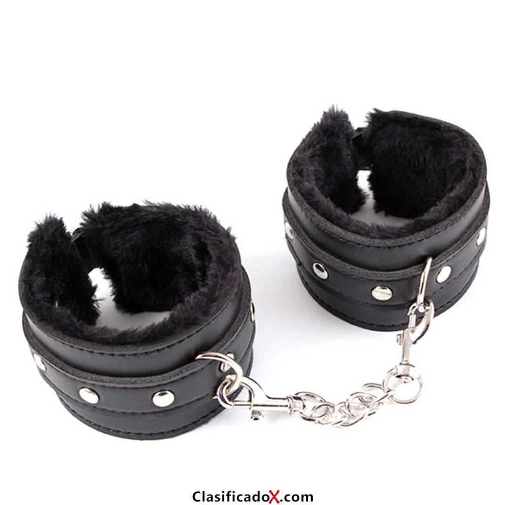 Saphira Sextoys. Black Constraint set. Bondage. Handcuffs necklace leash mask whip rope. BDSM Esposas restringir restricciones. Envíos a Ciudad Real