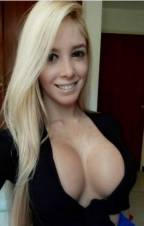Rubia anciosa de sexo..Sumisa busca amo