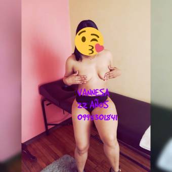 LADYS SPA MUJERES ESBELTAS CON CUERPO ESCULTURALES