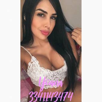 Ejecutiva y sensual para chicos exigentes