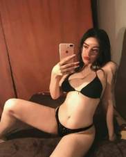 Chica recien SEPARADA.