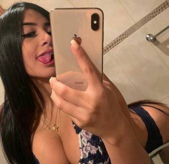Caribeña con boquita traviesa