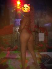 Nuevita Joven, La Reyna del Placer foto real y actual