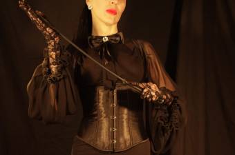MISTRESS PROFESIONAL ESPAÑOLA, AMA, DOMINATRIX, FEMDOM EN MADRID
