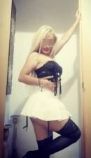 MADURITA ENAMORADA Y CARIÑOSA