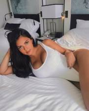 504 9831 8725 RICA LUCIA COLOMBIANA EN SAN PEDRO SULA!!