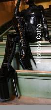 Mistress Catha. vibrante circuito fetichista