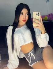 ENFERMERA GUAPA Y CALIENTE BUSCA SEXO
