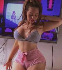 Soy muy fogosa y quiero mucha polla