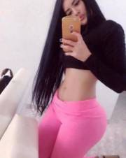Soy Fabiana TE ESPERO MUY CACHONDA