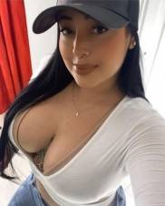 *.*.Quieres que chupe tu polla de rodillas?.*.*