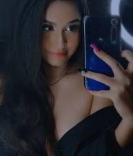 telefono 803 464 372  Soy la que te va a poner cachondo.