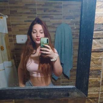 DESENFRENADA LATINA CON TETAS GRANDES Y BUEN CULO