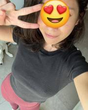 jovencita  más distinguida y complaciente.
