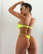 LLEGARE CON ROPA SUPER RICA Y APRETADITA MI AMOR!