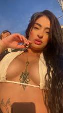 ESTA CHICA COLOMBIANA ESTA MAS QUE ARDIENTE