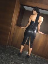 COQUETA Y DISPONIBLE   HOLA ME LLAMO  DAYANA CUBANA  DIVERTIDA, ESTOY EN BARCELONA PARA QUE LA PASEMOS GENIAL, SE HACER MASAJES Y QUIERO QUE VENGAS Y