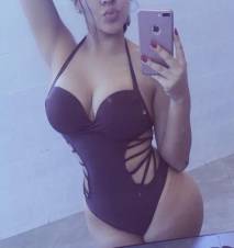 DOMINATRIX perversa estricta y caprichosa.