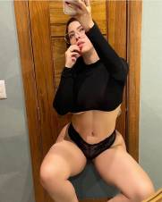 Latina sexy disponible discreta con buenos especiéis