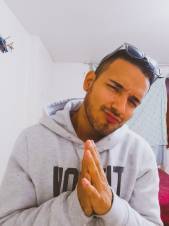 -Peruano atractivo????????????,100% activo.