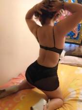 Lindas amigas muy complacientes a domicilio