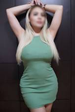 RUBIA DELICIOSA Y CALIENTE, TERMINA EN MIS TETAS!!
