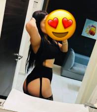 Delgadita, sensual y muy atrevida en la cama…