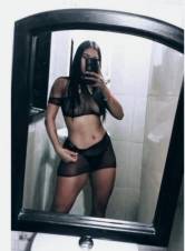UNA PRECIOSA MUJER COLOMBIANA APASIONADA Y SENXUAL.