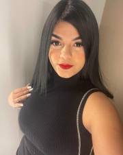 hola mis amores mi nombre es maya, soy muy complaciente, no dudes en venir á mi piso privado tendremos una gran velada, llena de momentos únicos, no d