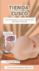 ¡Diviértete mientras corres con Fuck Me Silly To Go !  Con un tamaño inteligente para ser realista y compacto, el exclusivo Fanta Flesh® y el túnel in