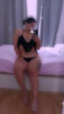 SOY UNA RICA COLOMBIANA LLENITA DE ORGASMOS
