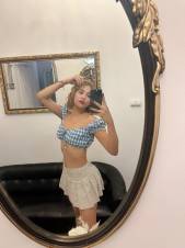 CALIENTE Y MUY SUDOROSA  XIARA