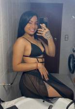 Soy Aleya una mujer cariñosa  disponible 24 horas