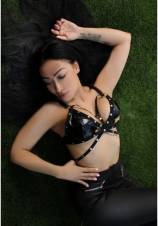 LA MEJOR MAMADA DE POLLA CORRETE EN MIS TETAS