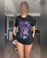 atractiva y sobre todo muy arrechita