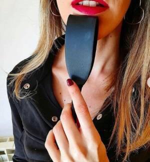 Soy una mujer severa, exigente, cruel, perversa