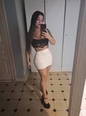 HOLA  MI NOMBRE ES DULCE  TENGO 28  AÑOS ESTOY UBICADA EN BRUC 65 SOY MASAJISTA PROFESIONAL CON MIS MANOS SENTIRÁS QUE TE PUEDO HACER LLEGAR AL CIELO