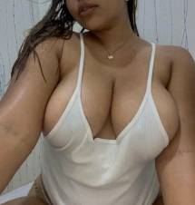 Estoy sola en mi casa .. quieres conmigo? ? ? ?