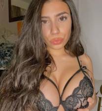 Si te gustan mis tetas, a qué esperas para llamarme?