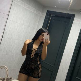 Hermosa chica nueva en valencia con ganitas de una buena follada