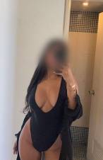 Tu joven caliente ...