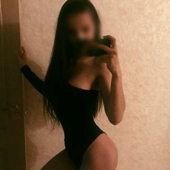 Cuerpo NATURAL, mis amores y super JOVEN modelo aprovecha