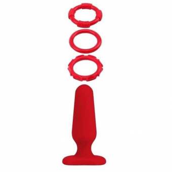 Diviértete en la cama con tu pareja y ponte creativo. Este Kit el cual incluye 3 anillos de pene distintos y un plug anal todos en color rojo